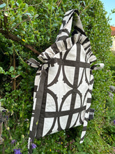 Load image into Gallery viewer, Quilted Tudor House Tote Bag