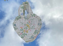 Load image into Gallery viewer, Springtime Florals Mini Valentine Bag